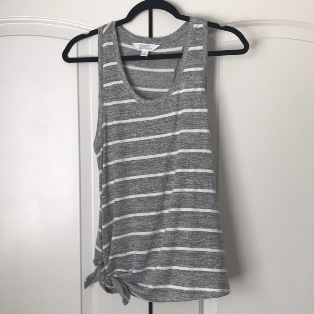 Market and Spruce side tie grey tank top